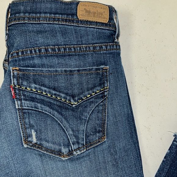 Levi’s 505 Straight Leg Jeans - Picture 2 of 6